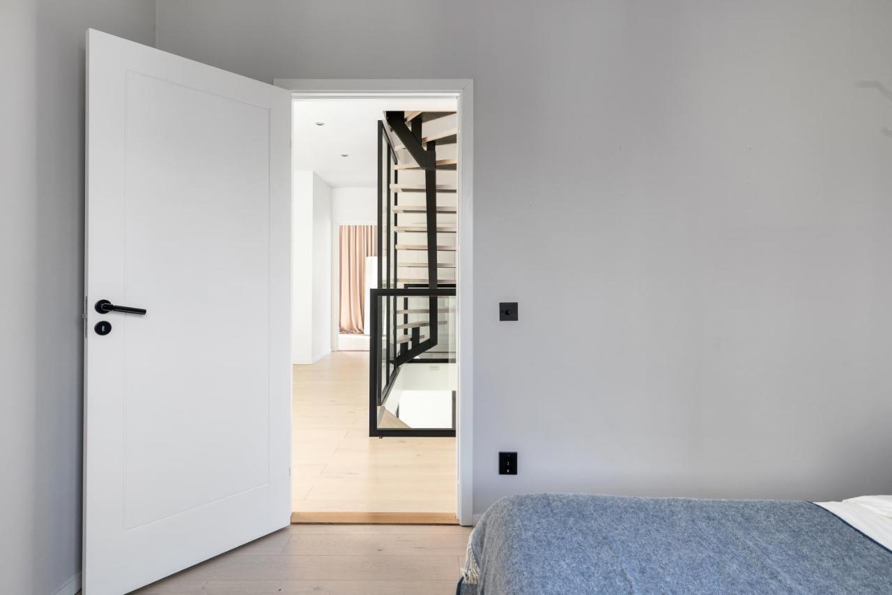 Stylish And Spacious Family Home Стокгольм Экстерьер фото